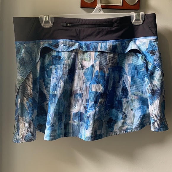 Lululemon Play off the Pleats Skirt/Skort - Picture 4 of 6